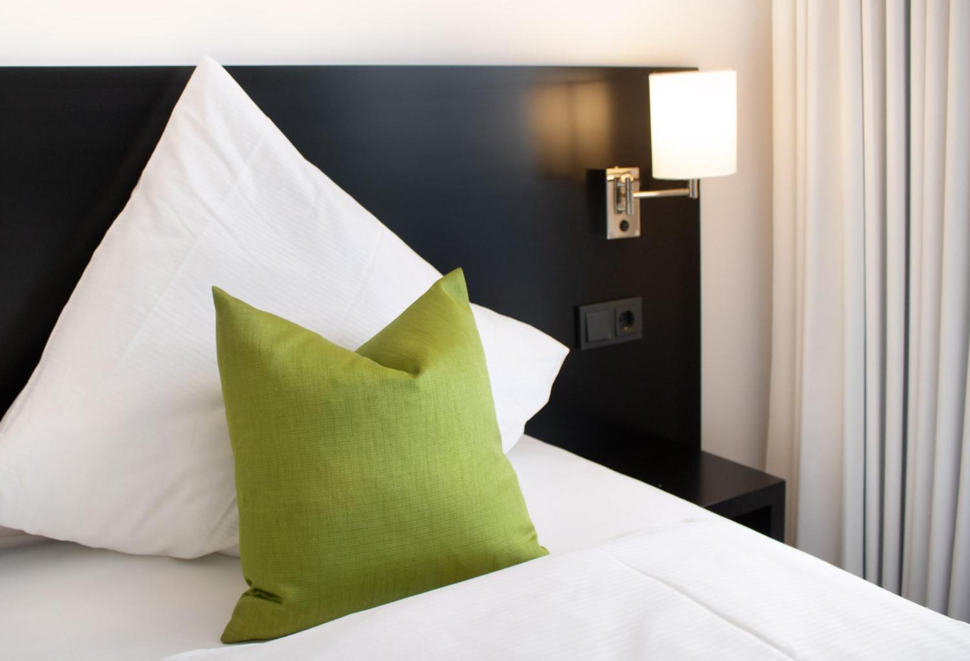 Nom Hotel By Wmm Hotels Нёртен-Харденберг Экстерьер фото